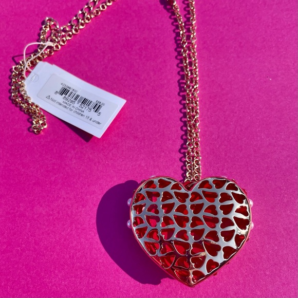 NWT Betsey Johnson Heart Long Pendant Necklace Red & Gold with Pearls - Picture 6 of 6